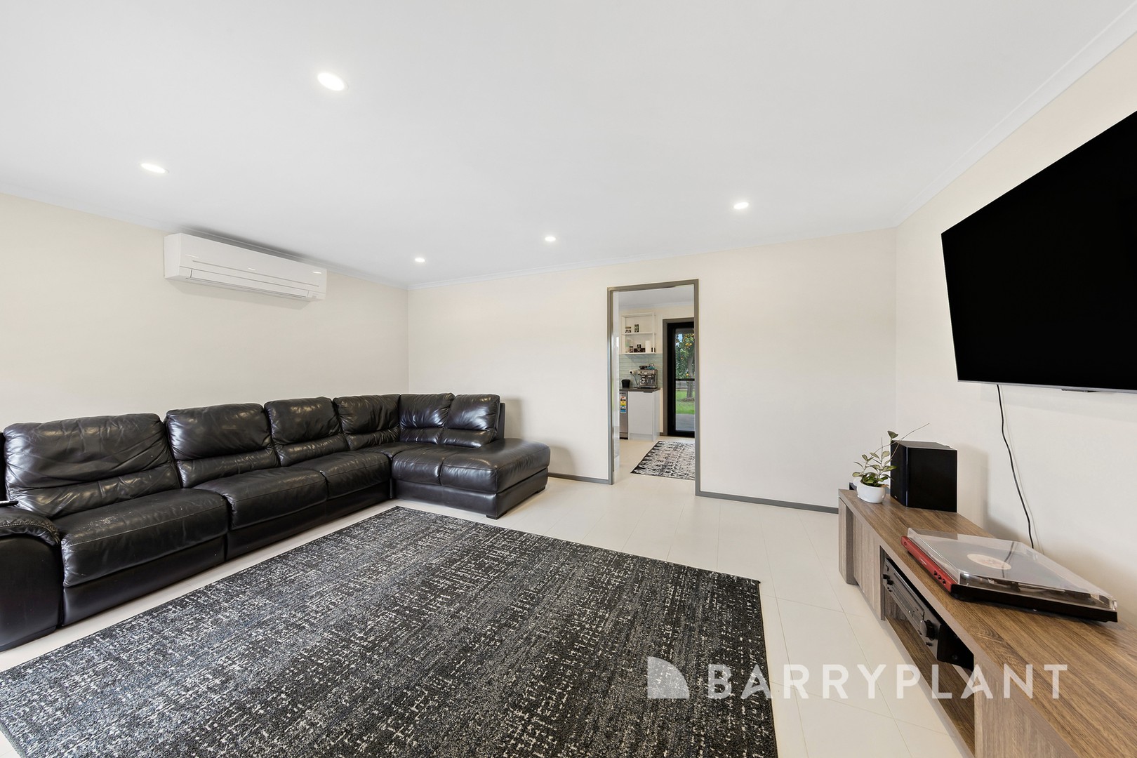 28 Shepherds Grove, Kings Park, VIC 3021, Kings Park - Thumbnail 2