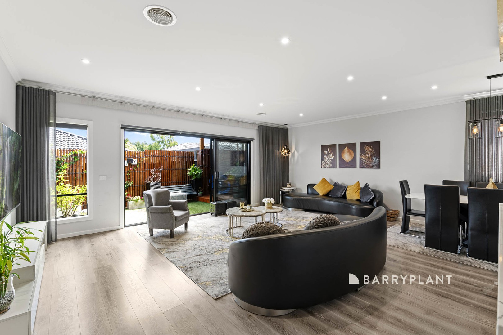 28 Sienna Way, Pakenham, VIC 3810, Pakenham - Thumbnail 5