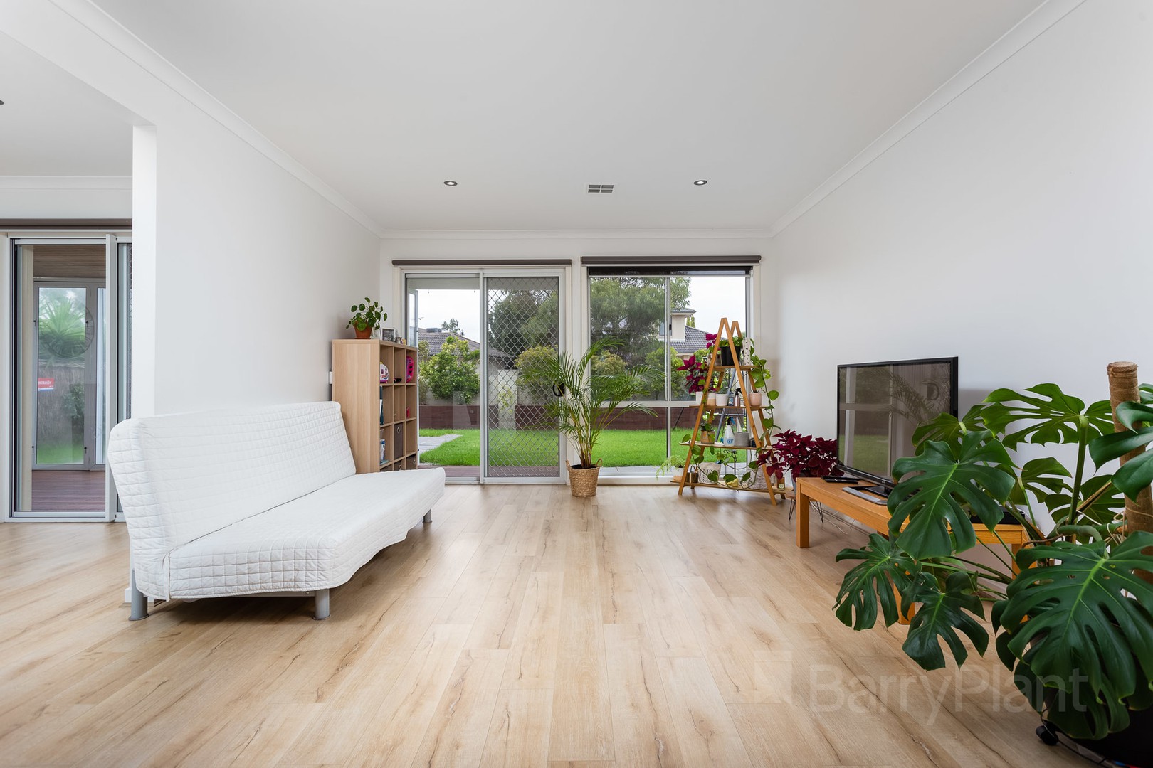 28 Signature Boulevard, Sanctuary Lakes, VIC 3030, Sanctuary Lakes - Thumbnail 6