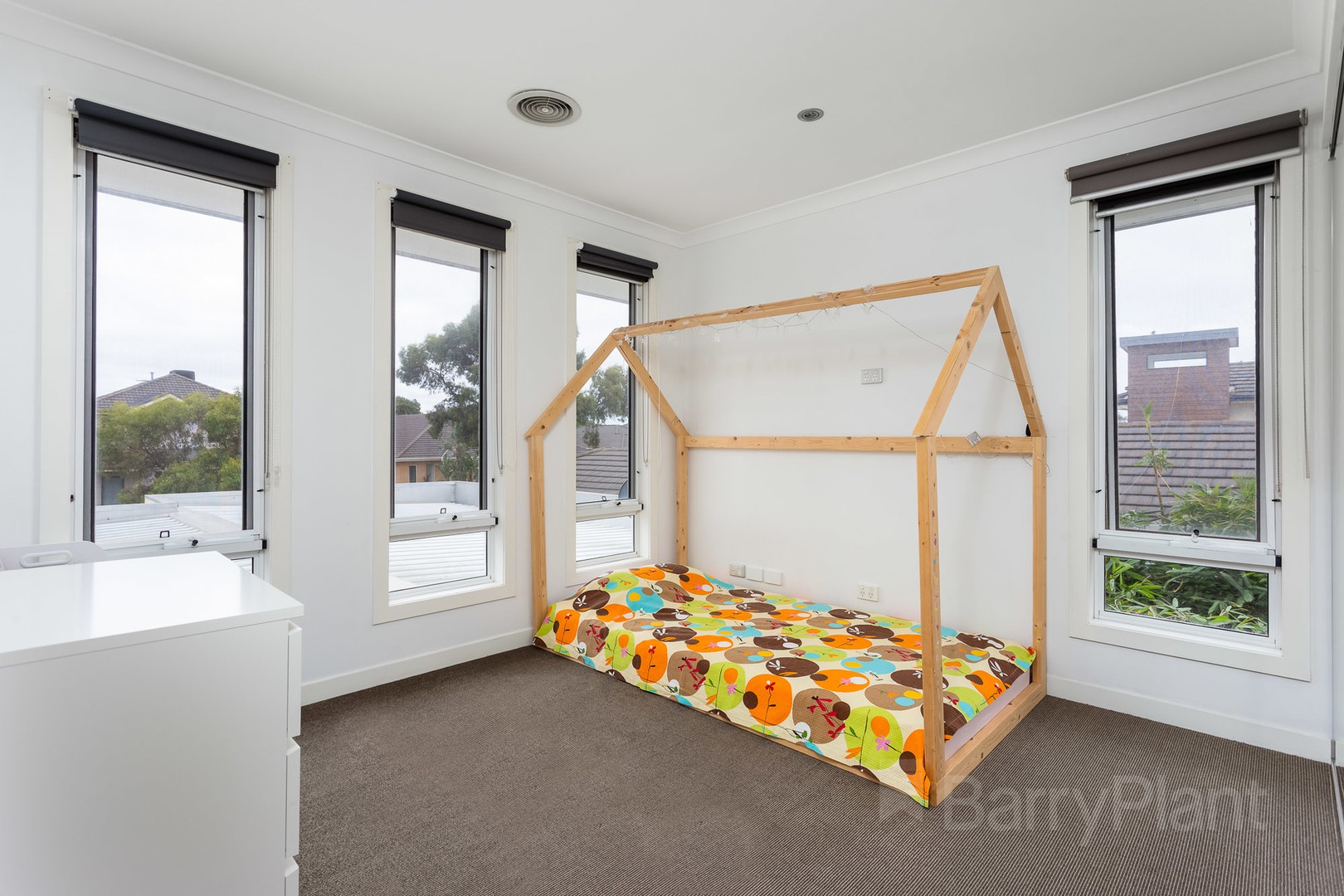 28 Signature Boulevard, Sanctuary Lakes, VIC 3030, Sanctuary Lakes - Thumbnail 8