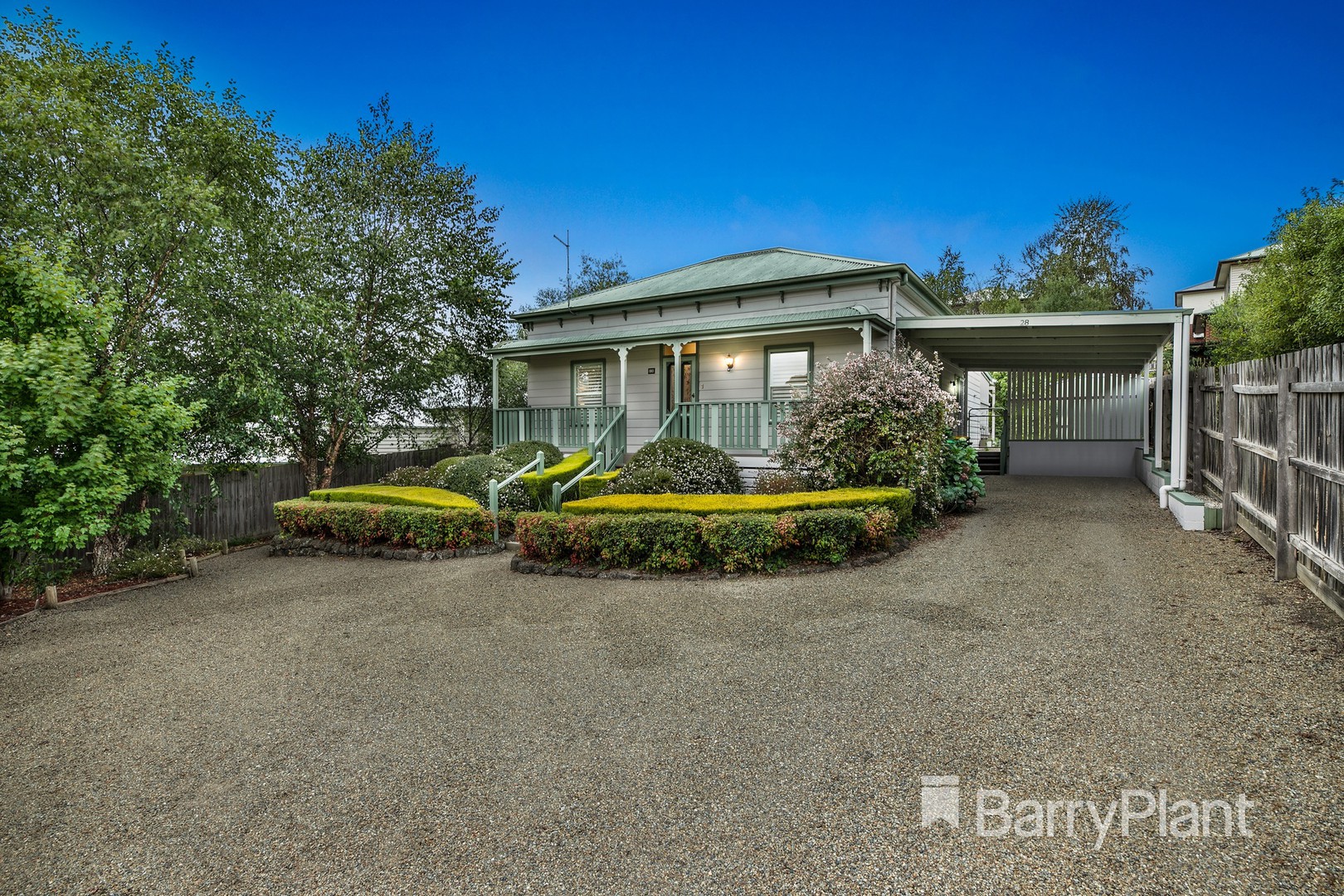 28 Smith Street, Healesville, VIC 3777 - Thumbnail 2 - 17/03/2022