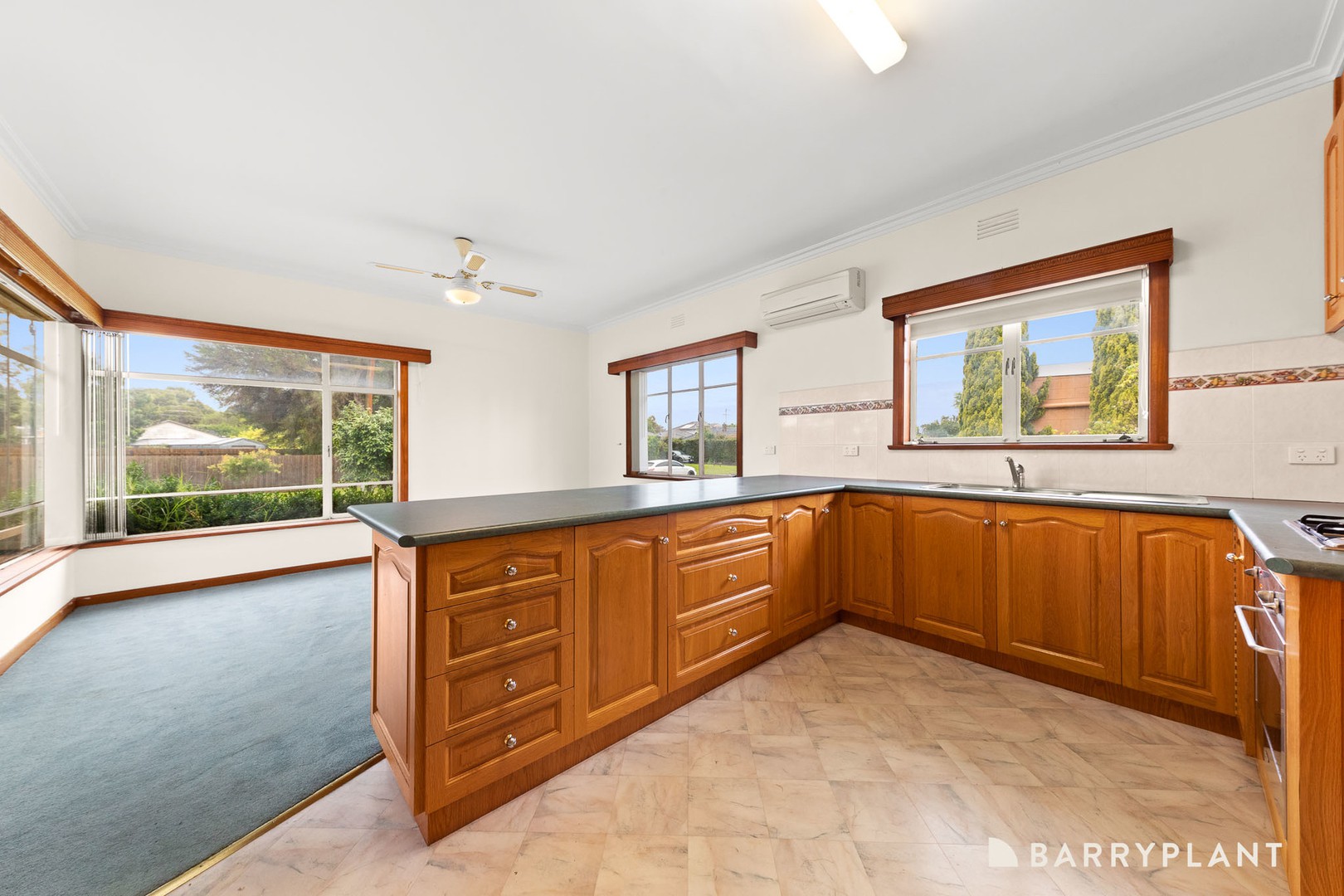 28 Snodgrass Street, Pakenham, VIC 3810, Doreen - Thumbnail 5