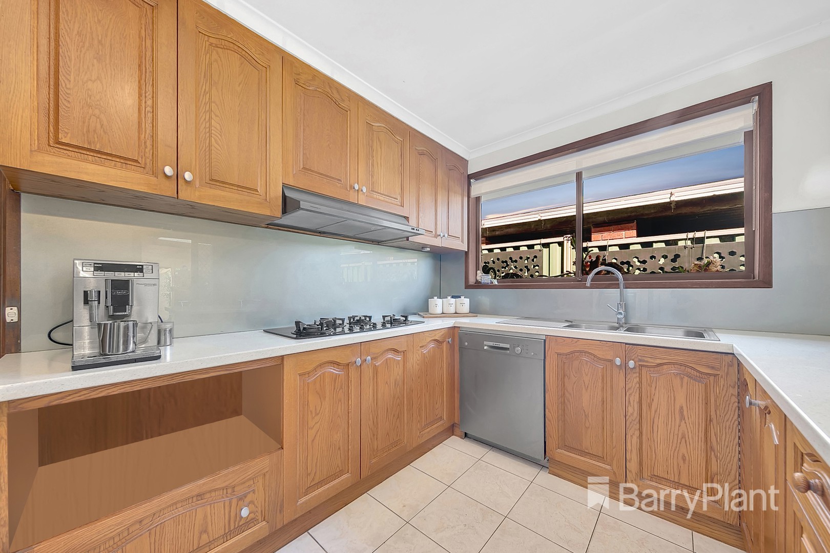 28 Streeton Circuit, Mill Park, VIC 3082, Mill Park - Thumbnail 4