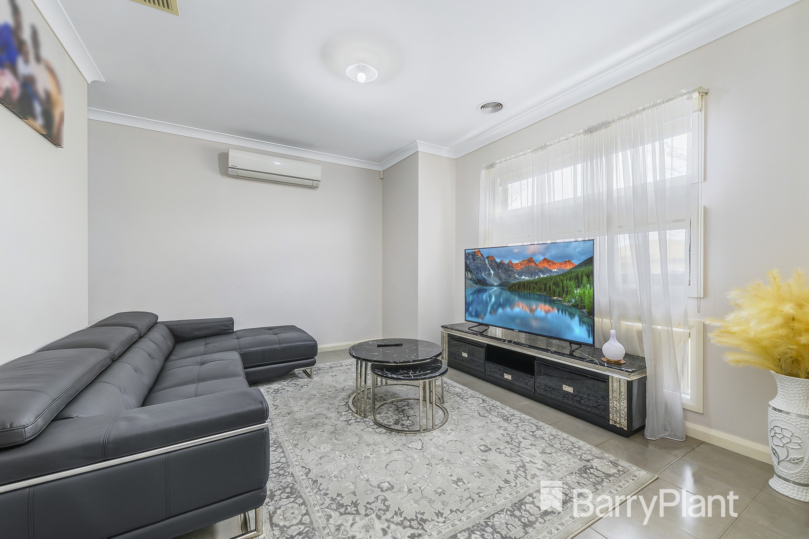 28 Stringybark Avenue, Brookfield, VIC 3338, Brookfield - Thumbnail 2