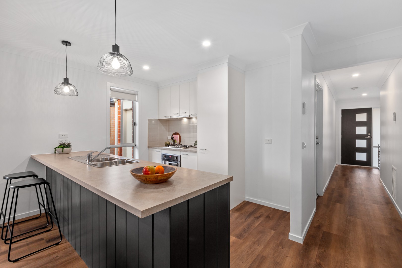 28 Stringybark Avenue, Wallan, VIC 3756, Wallan - Thumbnail 2