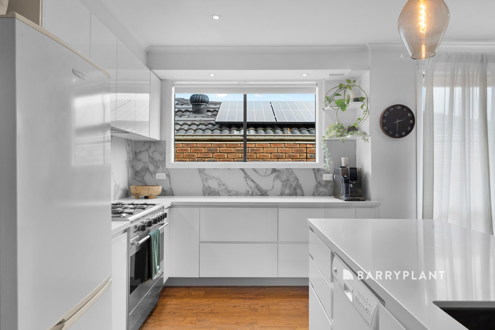 28 Tarcoola Drive, Narre Warren, VIC 3805 - Thumbnail 2 - 12/05/2026
