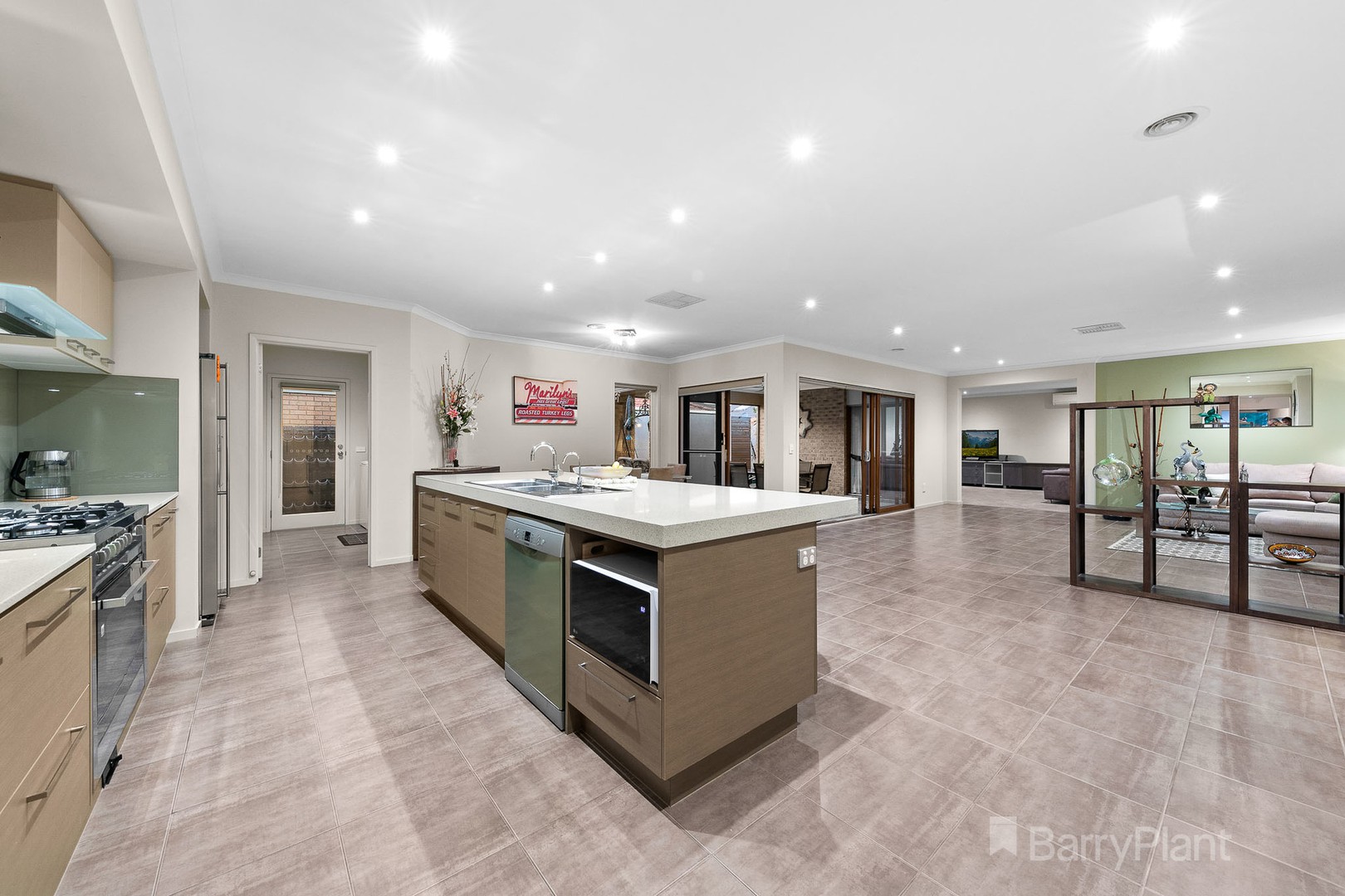 28 The Springs Close, Narre Warren South, VIC 3805, Narre Warren South - Thumbnail 6