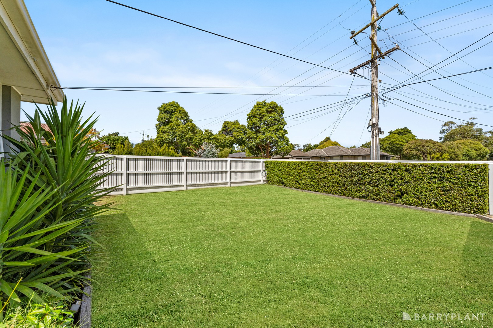 28 Thomas Street, Croydon South, VIC 3136 - Thumbnail 2 - 19/02/2025