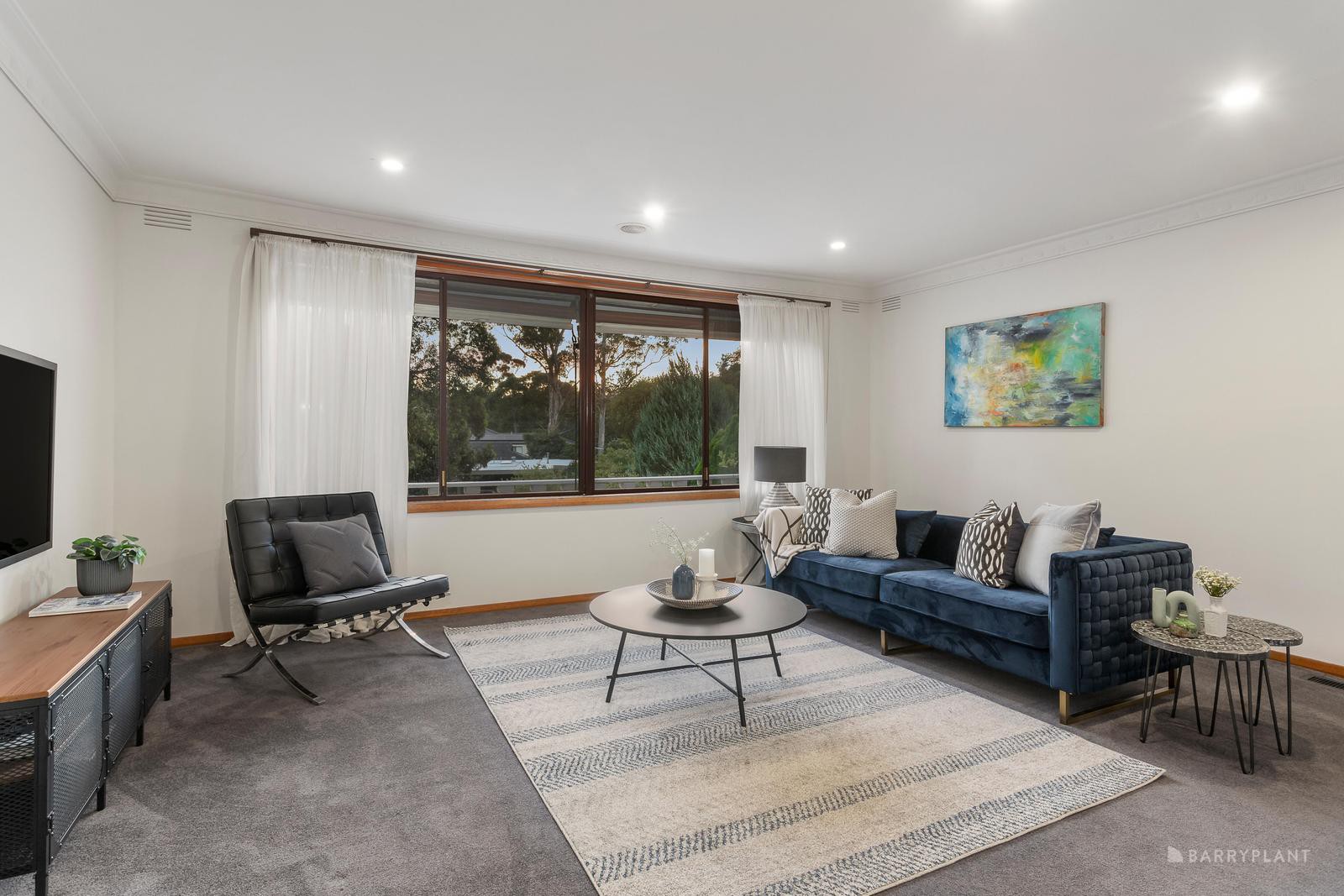 28 Thomson Drive, Rosanna, VIC 3084, Rosanna - Thumbnail 2