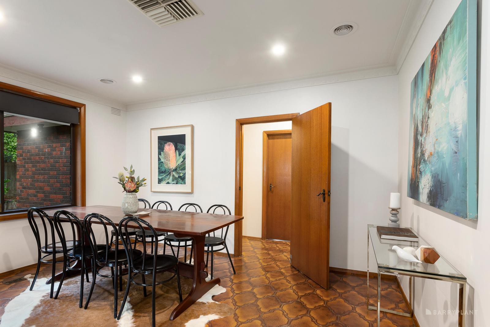 28 Thomson Drive, Rosanna, VIC 3084, Rosanna - Thumbnail 4