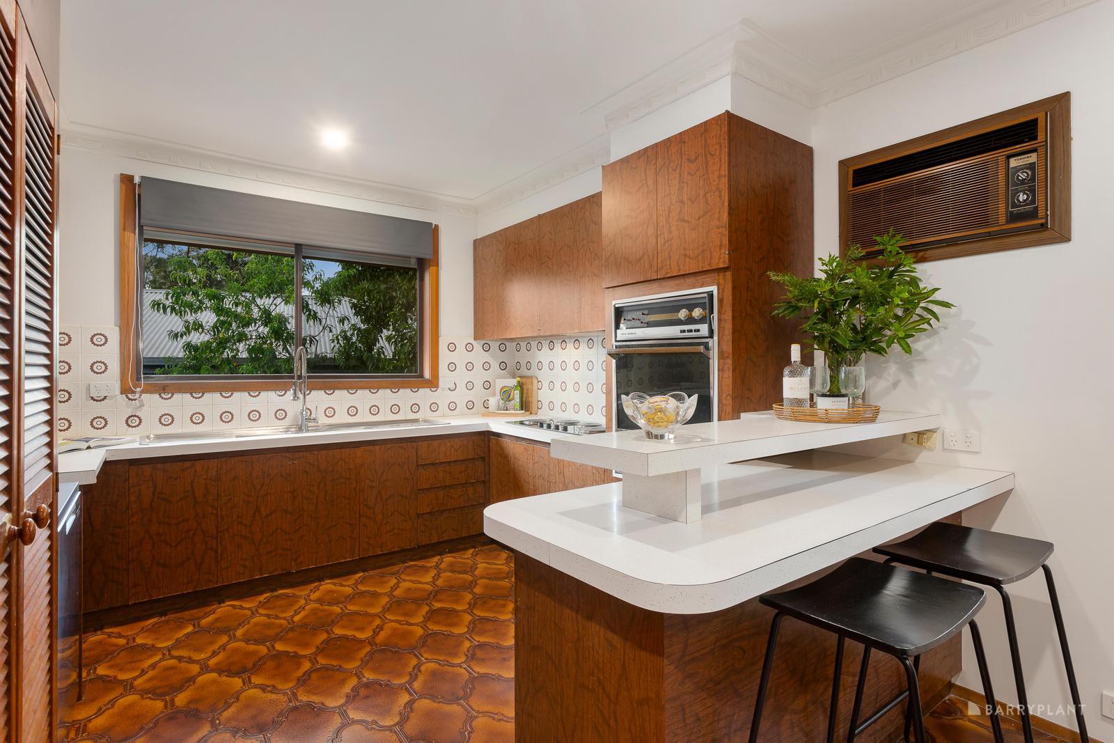 28 Thomson Drive, Rosanna, VIC 3084, Rosanna - Thumbnail 5