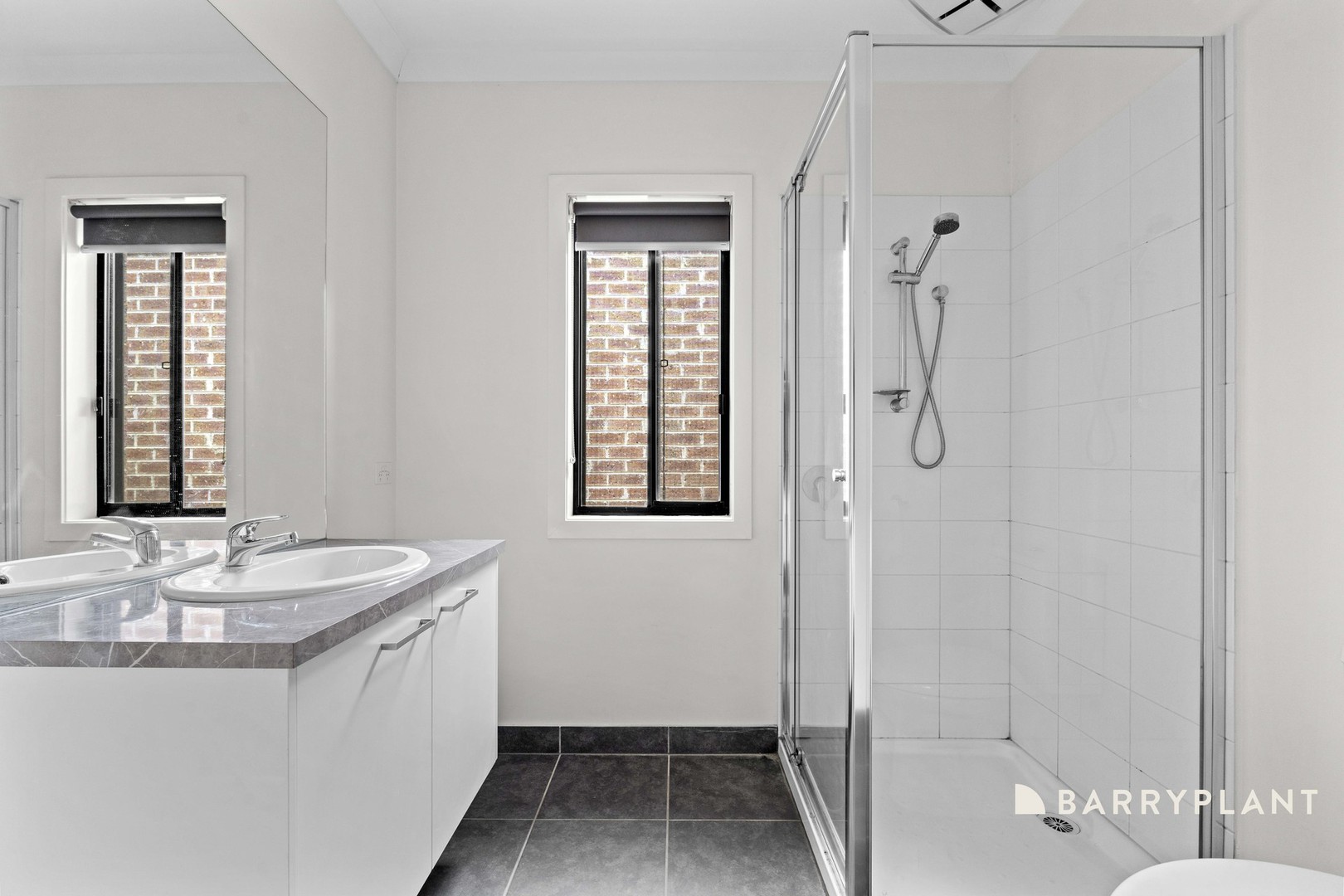 28 Tosca Way, Doreen, VIC 3754 - Thumbnail 2 - 07/05/2026