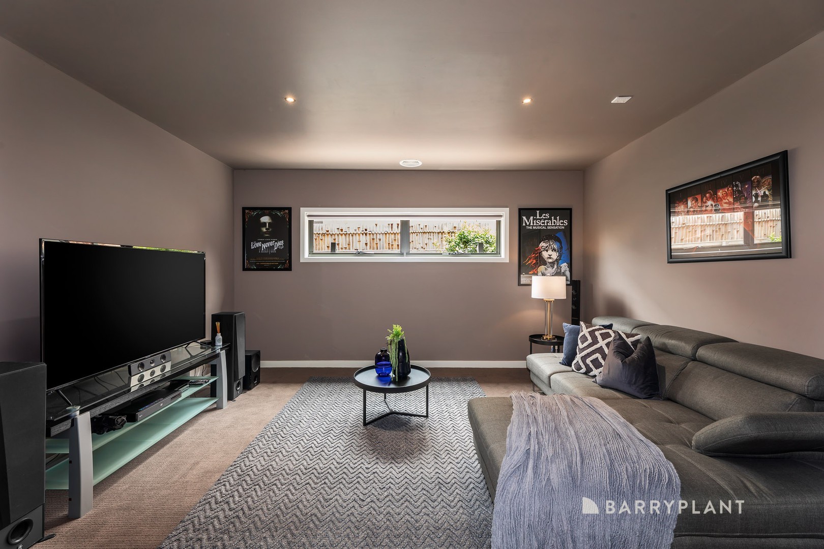 28 Vanderbilt Avenue, South Morang, VIC 3752, South Morang - Thumbnail 3