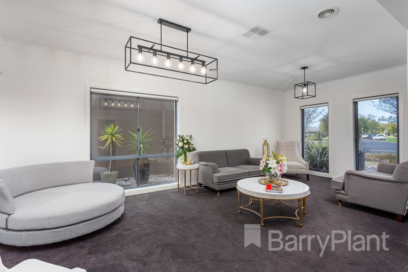 28 Vaucluse Boulevard, Sanctuary Lakes, VIC 3030, Sanctuary Lakes - Thumbnail 2