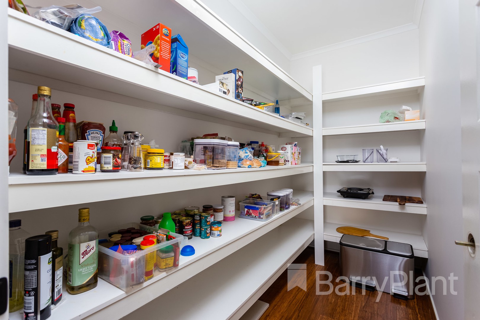 28 Vaucluse Boulevard, Sanctuary Lakes, VIC 3030, Sanctuary Lakes - Thumbnail 5
