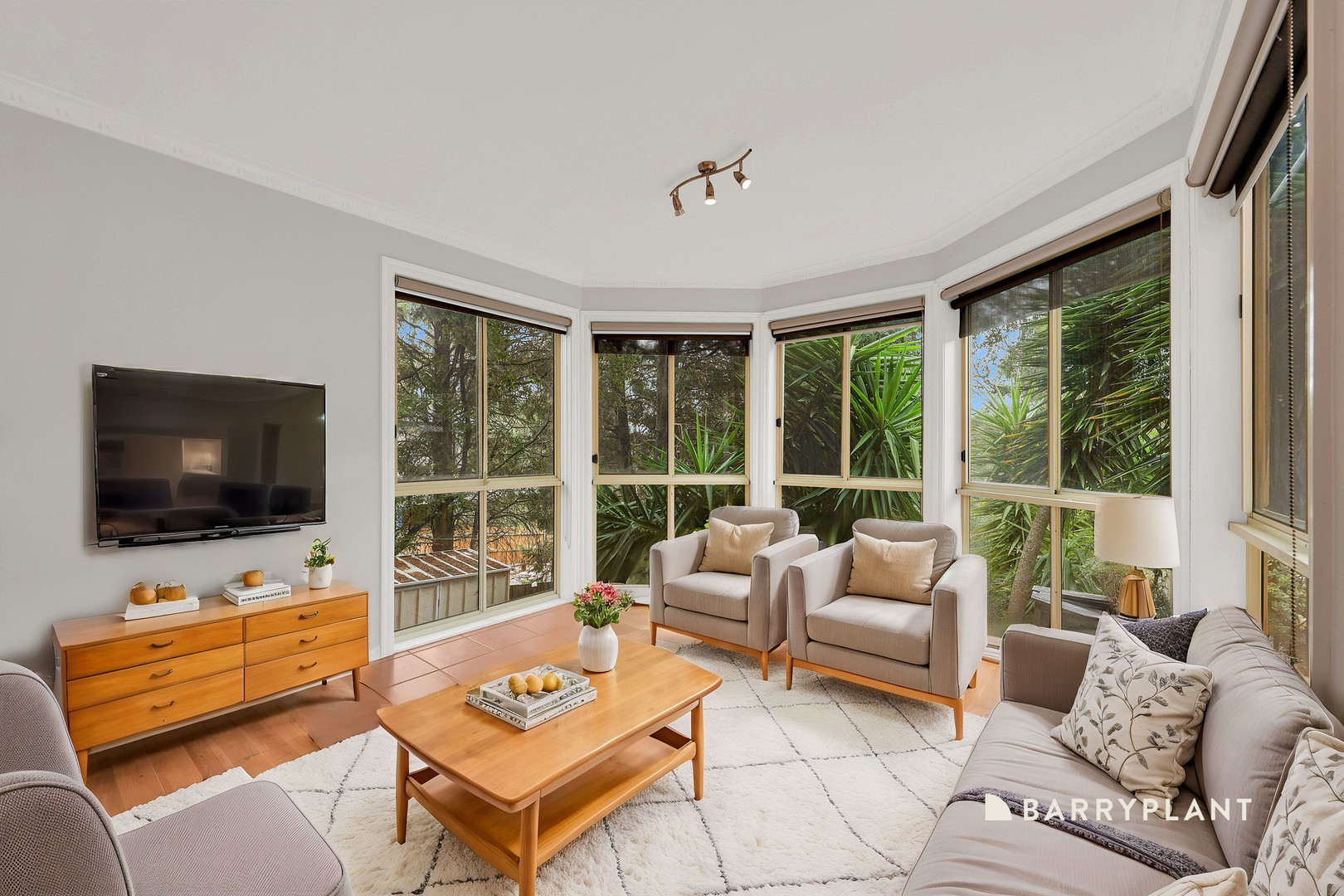 28 Warbler Walk, South Morang, VIC 3752, South Morang - Thumbnail 2