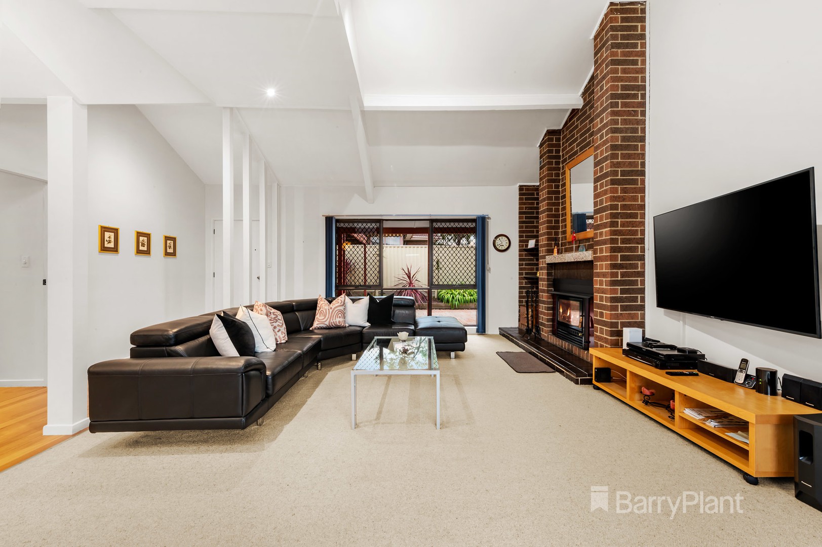 28 Waterman Drive, Wantirna, VIC 3152, Wantirna - Thumbnail 2
