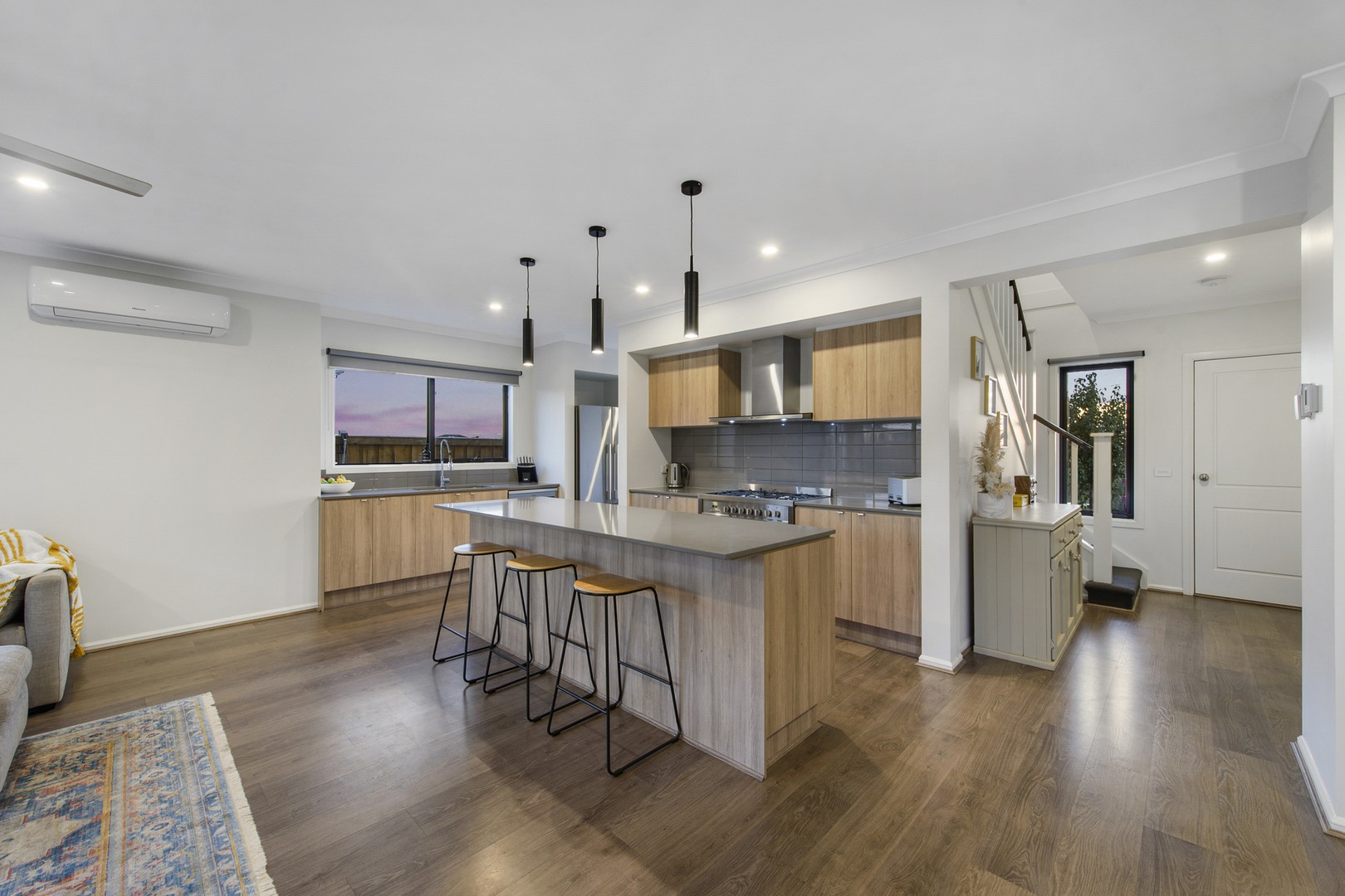 28 Wavell Parade, Fraser Rise, VIC 3336, Fraser Rise - Thumbnail 2