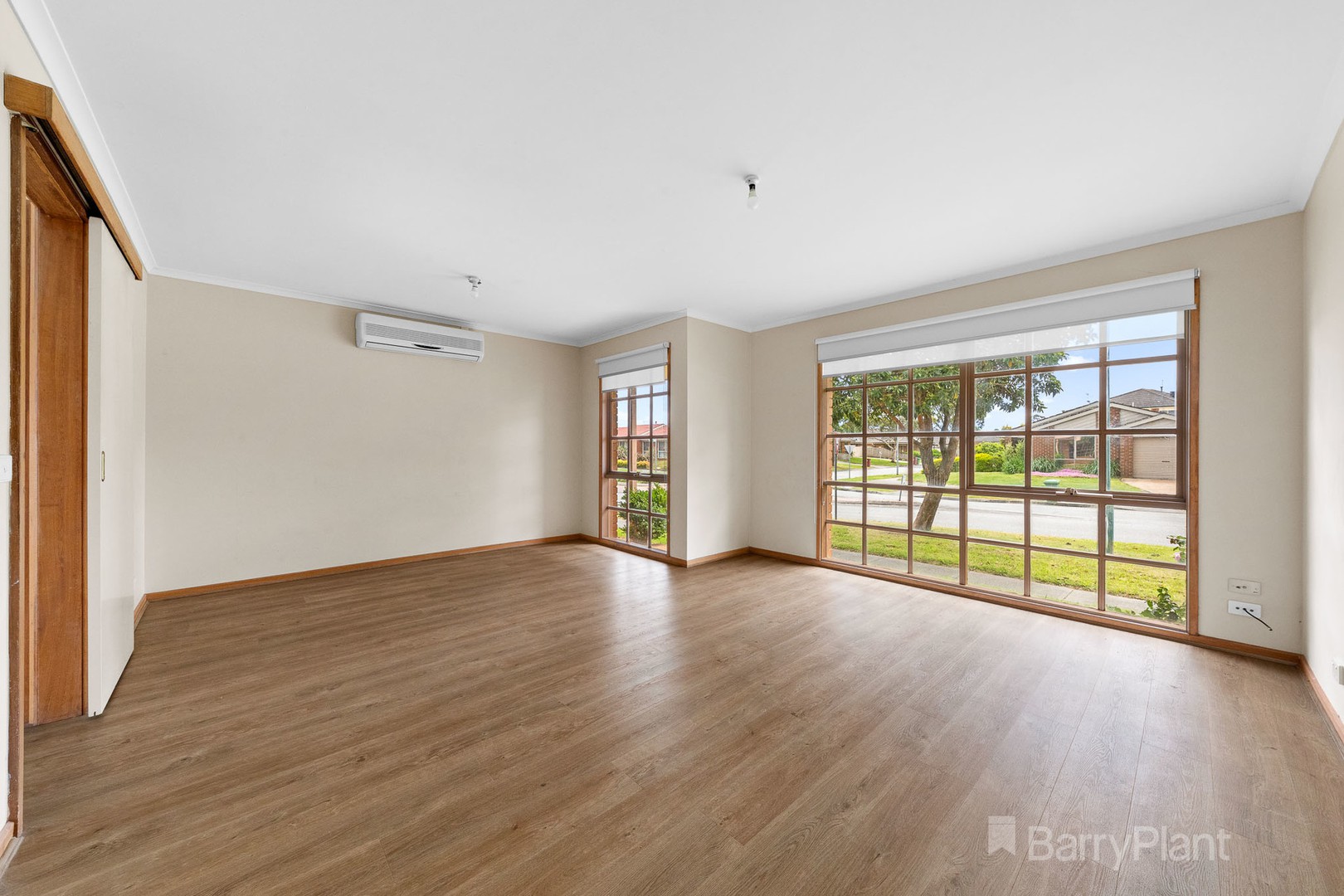 28 Wesley Drive, Narre Warren, VIC 3805, Narre Warren - Thumbnail 2