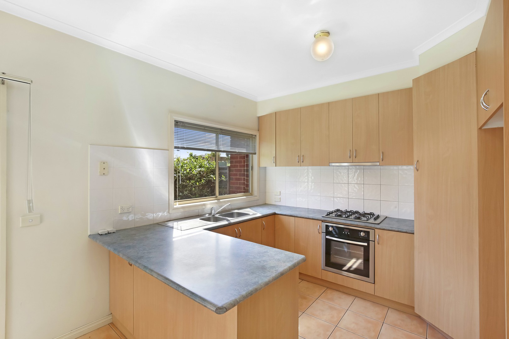 28 Westwood Drive, Mill Park, VIC 3082, Mill Park - Thumbnail 8