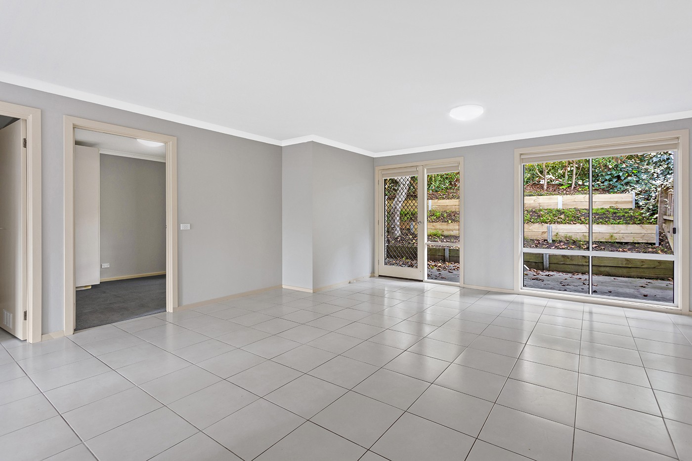 28 White Close, Lilydale, VIC 3140, Lilydale - Thumbnail 2