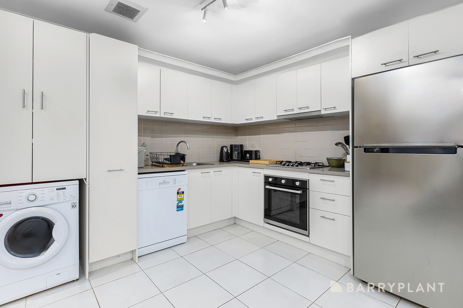 28 White Close, Lilydale, VIC 3140, Lilydale - Thumbnail 3