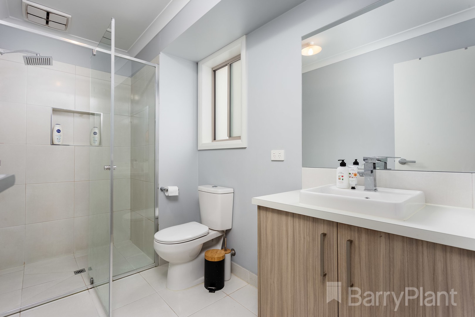 28 Yacht Road, Point Cook, VIC 3030, Point Cook - Thumbnail 8