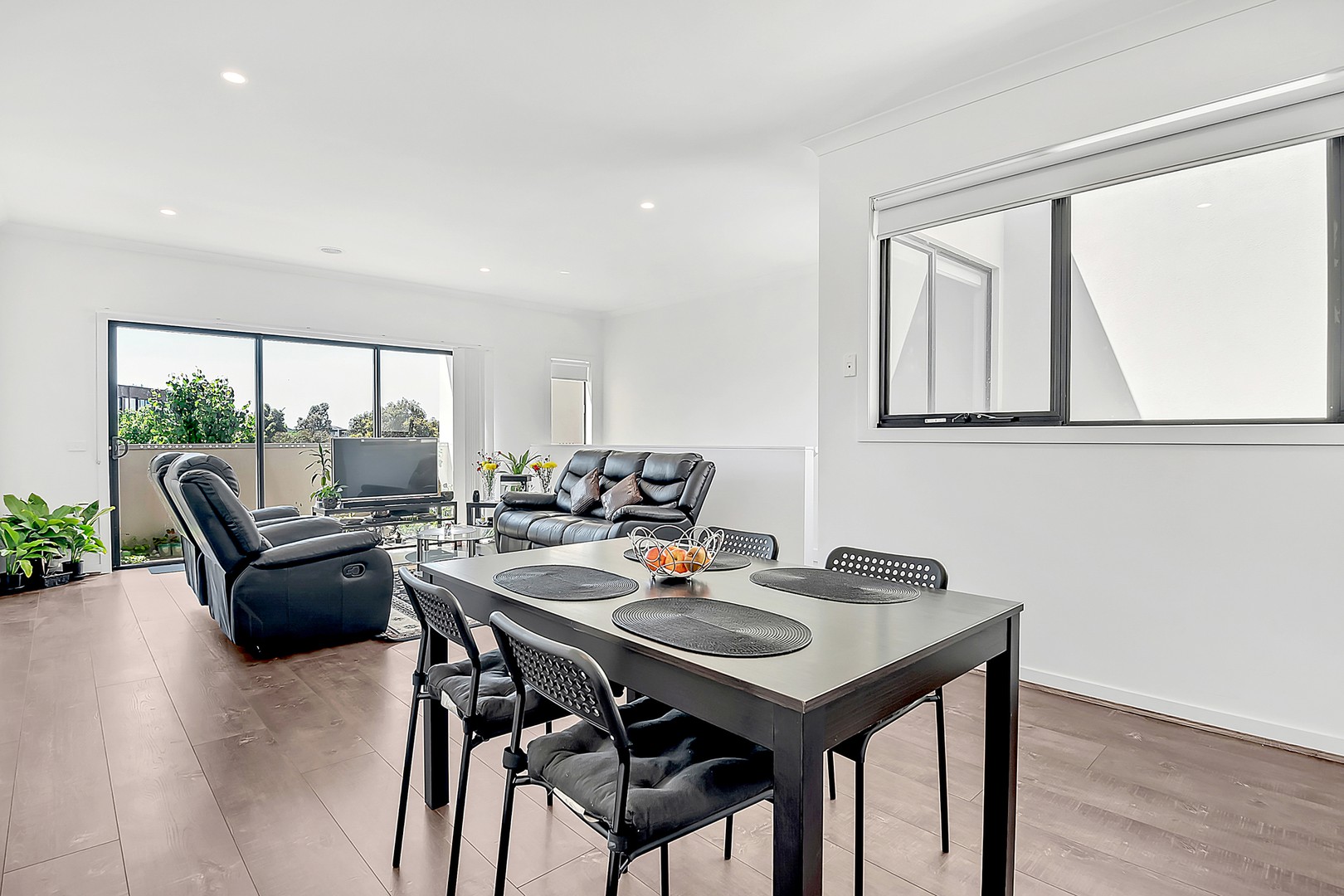 28 Yarramie CircuitCraigieburn, VIC 3064, Craigieburn - Thumbnail 4