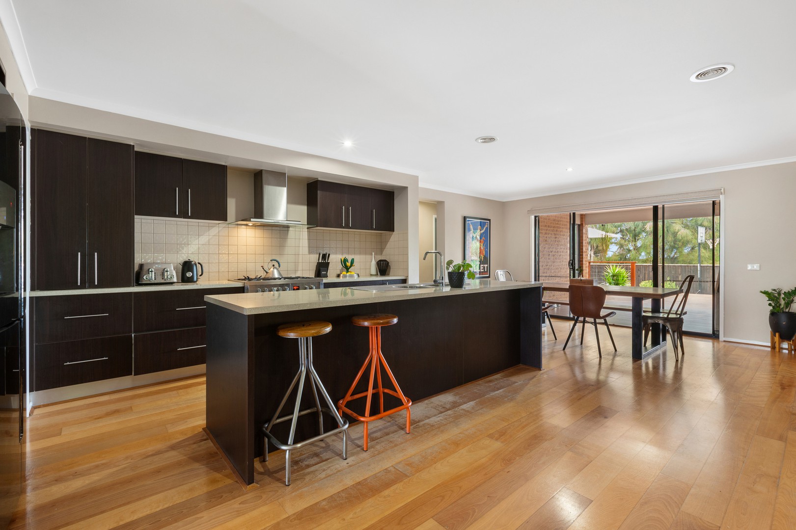 280 Flaxen Hills RoadDoreen, VIC 3754  - Leased, Doreen - Thumbnail 2