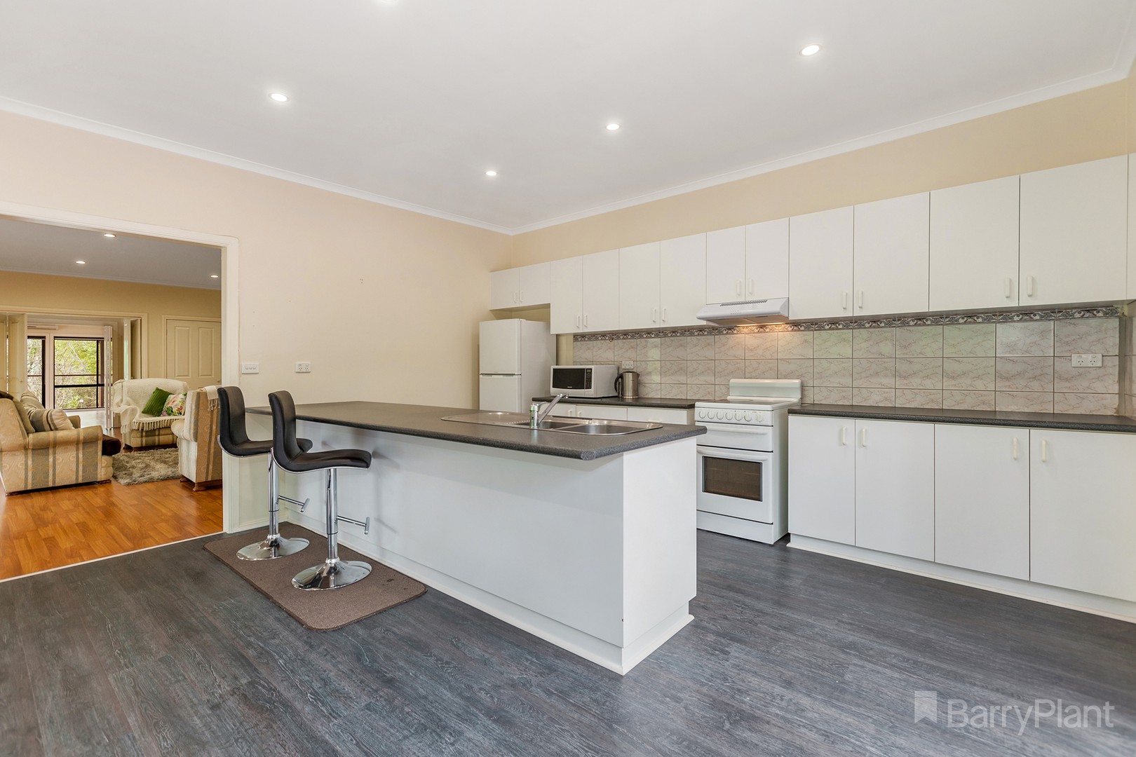 280 Kilmore East RoadKilmore East, VIC 3764, Kilmore East - Thumbnail 3