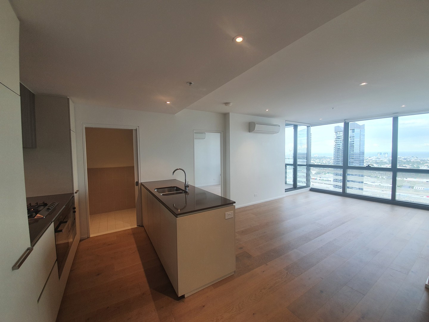2803N/883 Collins, Docklands, VIC 3008, Docklands - Thumbnail 4