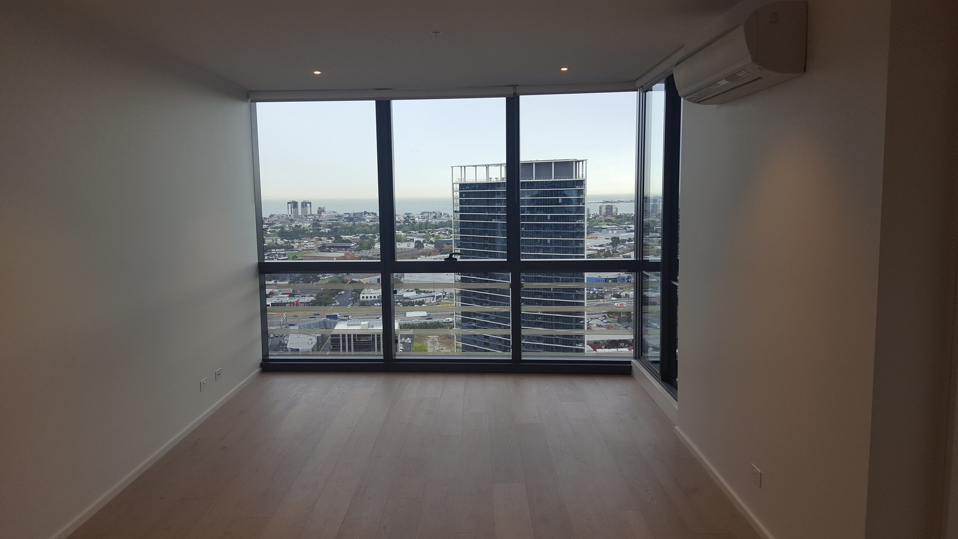 2804N/883 Collins Street, Docklands, VIC 3008 - Thumbnail 2 - 27/02/2023