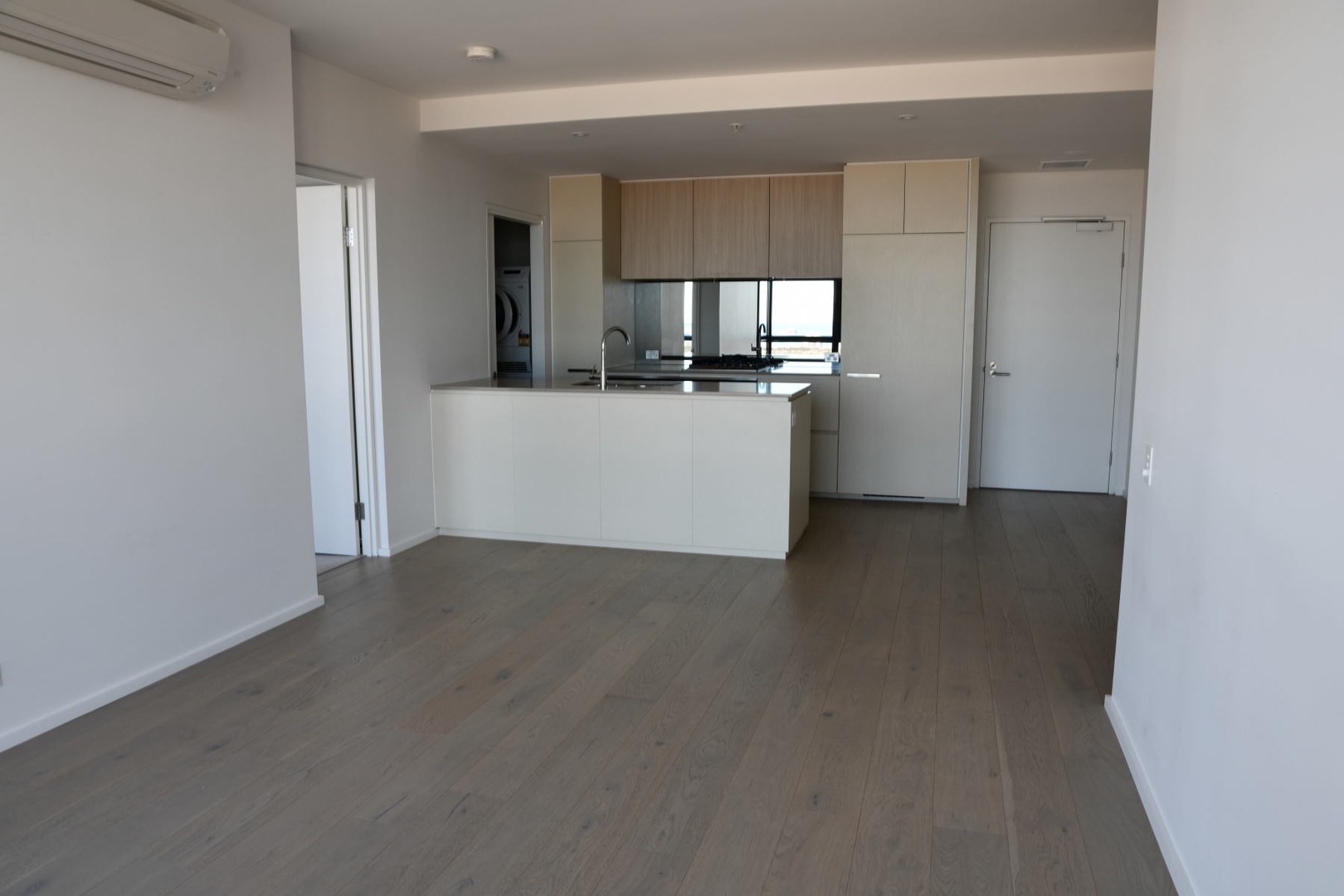 2804N/883 Collins Street, Docklands, VIC 3008, Docklands - Thumbnail 4