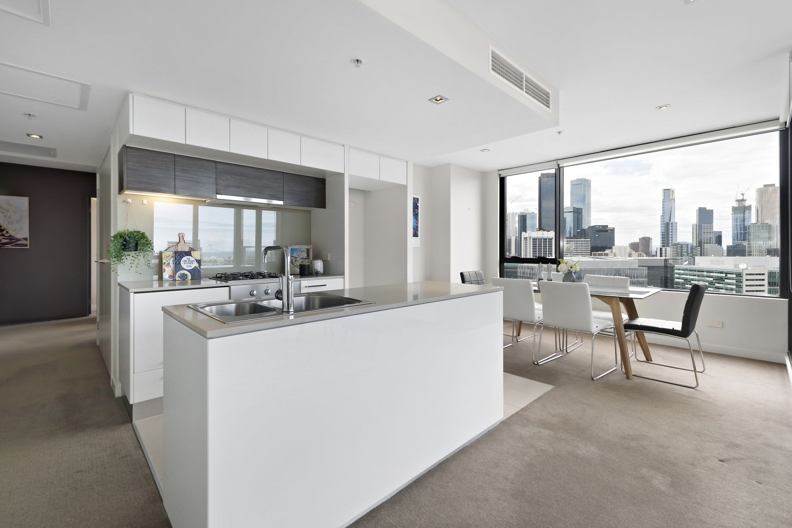 2806/100 Harbour  Esplanade, Docklands, VIC 3008, Docklands - Thumbnail 2