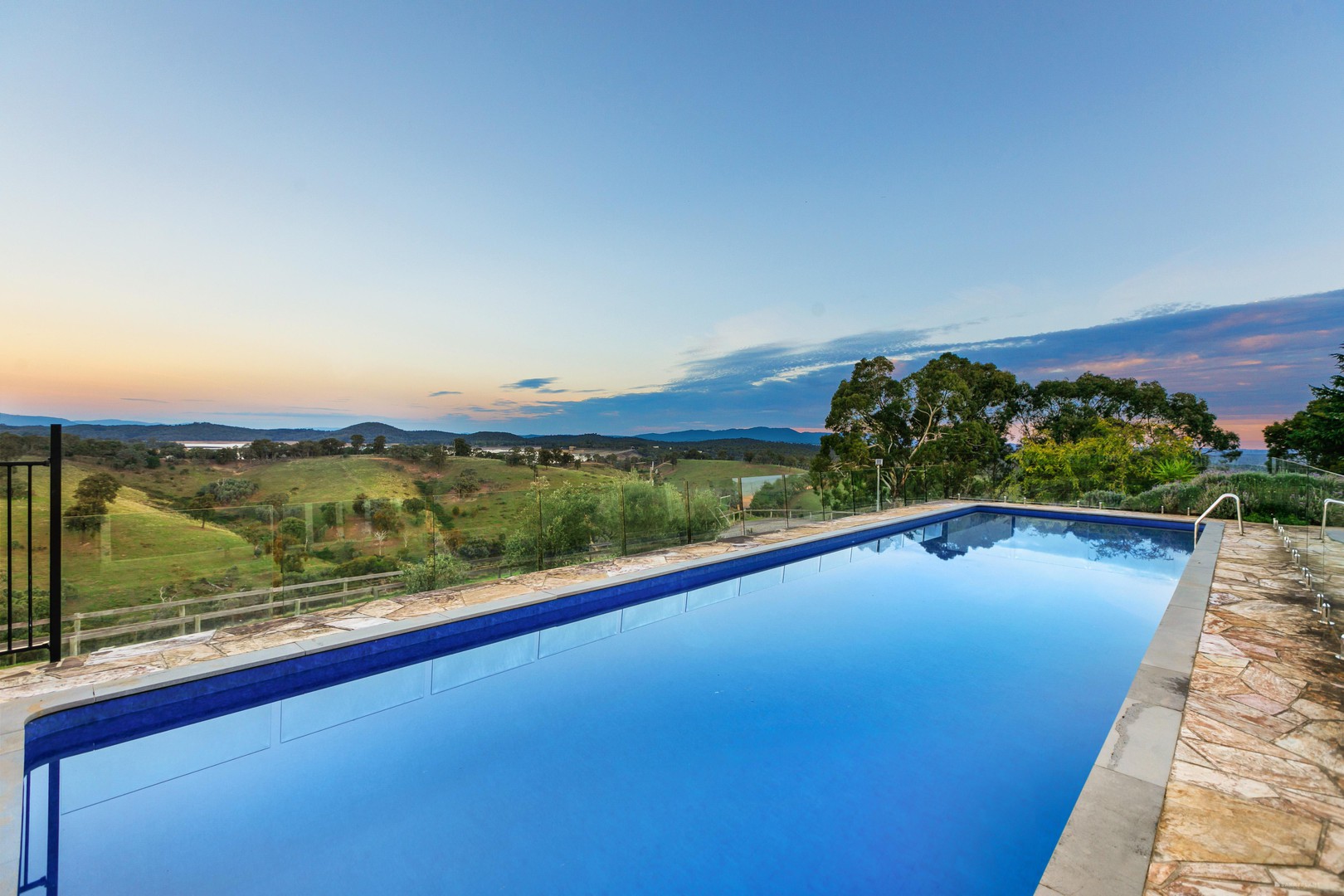 282 Ridge Road, Christmas Hills, VIC 3775, Christmas Hills - Thumbnail 3