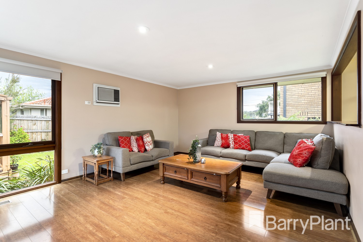 284 Greenwood Drive, Watsonia, VIC 3087, Watsonia - Thumbnail 3