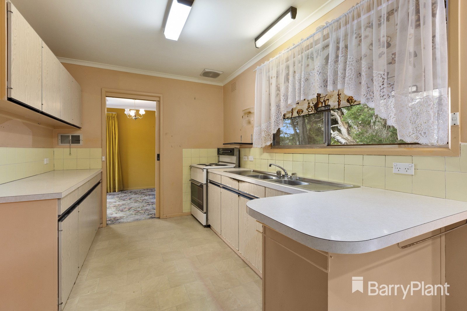 284 Lum Road, Wheelers Hill, VIC 3150, Wheelers Hill - Thumbnail 5