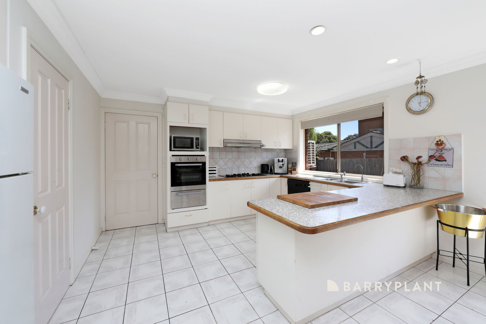 287 Karoo Road, Rowville, VIC 3178 - Thumbnail 2 - 01/10/2026