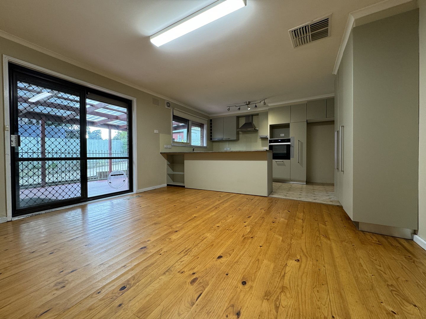289 Stud Road, Wantirna, VIC 3152, Wantirna South - Thumbnail 3