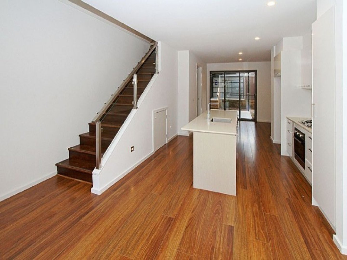 28D Main Drive, Bundoora, VIC 3083 - Thumbnail 1 - 29/10/2021