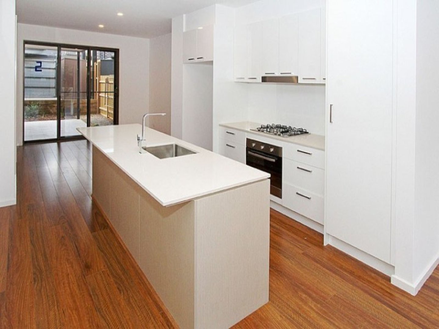 28D Main Drive, Bundoora, VIC 3083 - Thumbnail 2 - 29/10/2021