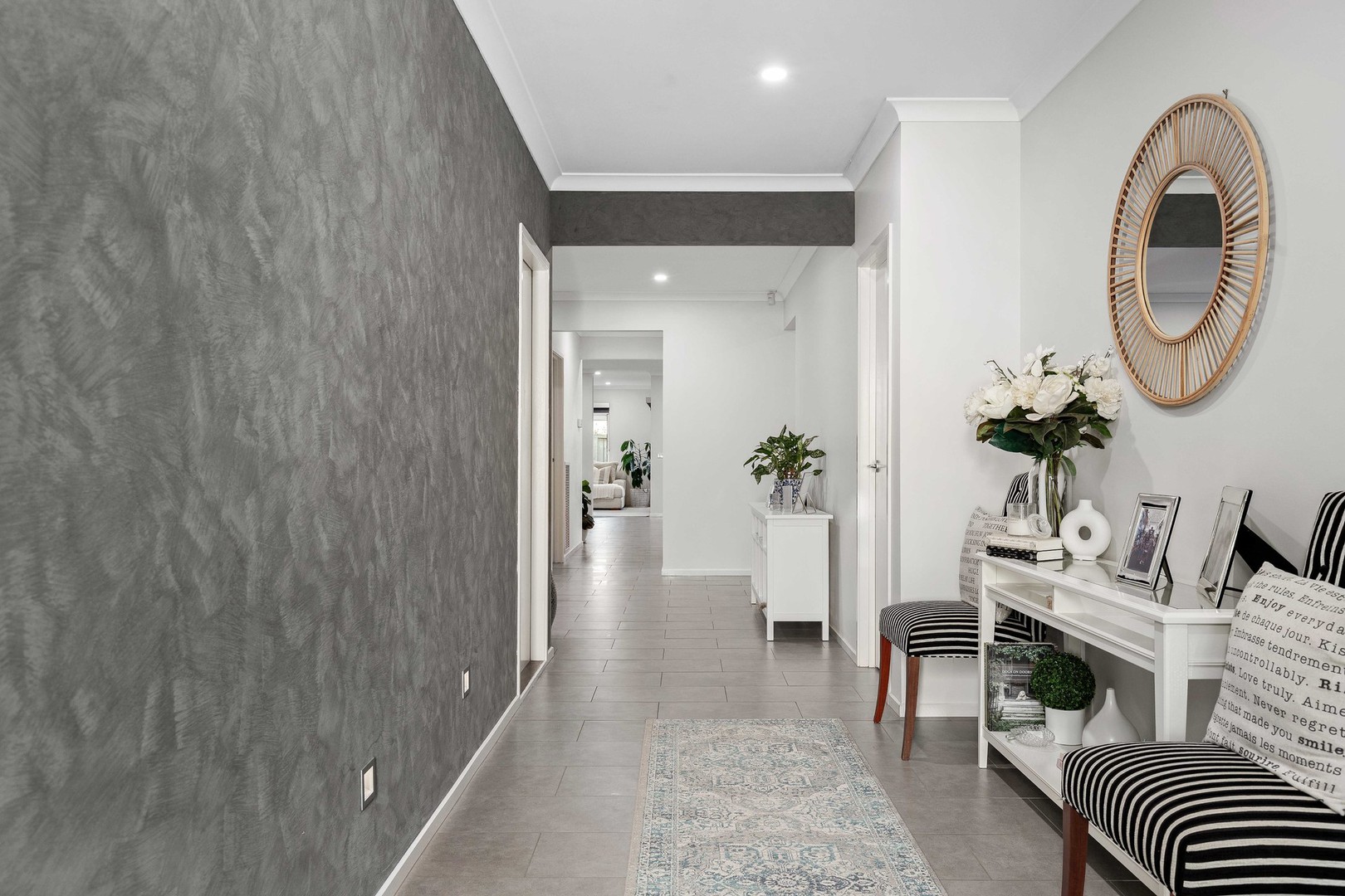 29 Aspire Boulevard, Fraser Rise, VIC 3336 - Thumbnail 2 - 06/03/2024