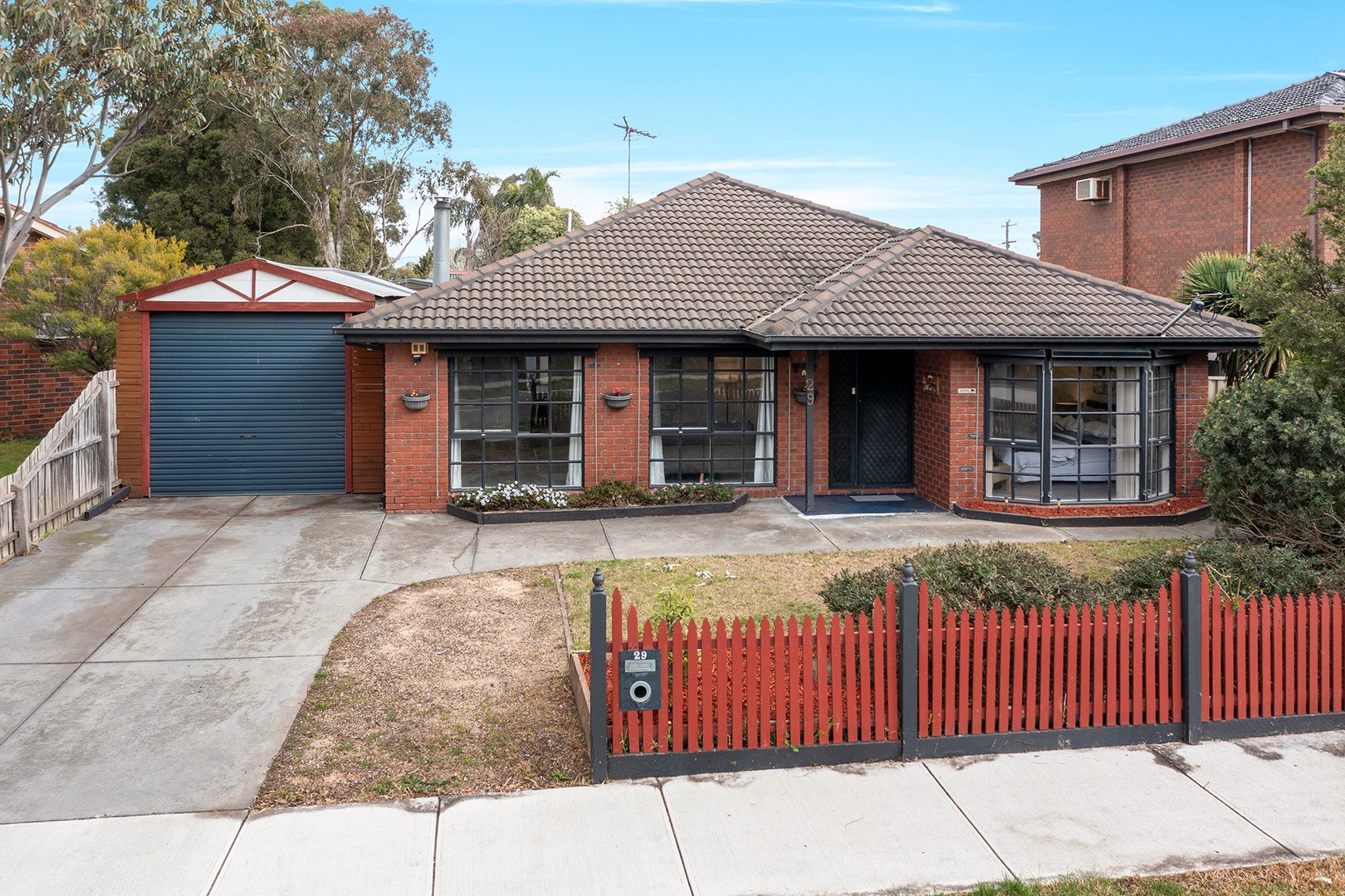 29 Beacon Hills Crescent, Craigieburn, VIC 3064 - Thumbnail 2 - 10/09/2025
