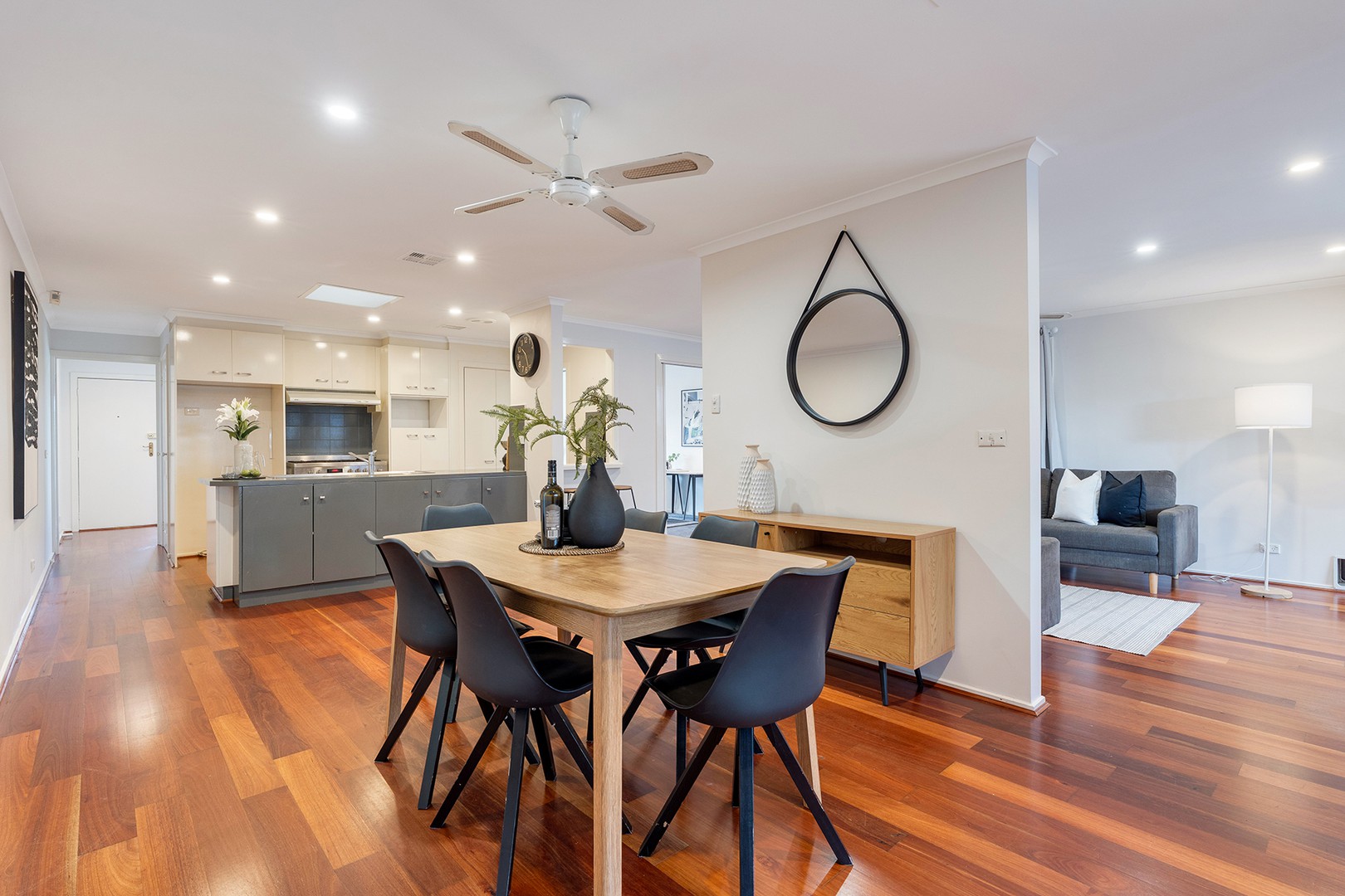 29 Beacon Hills Crescent, Craigieburn, VIC 3064, Craigieburn - Thumbnail 6