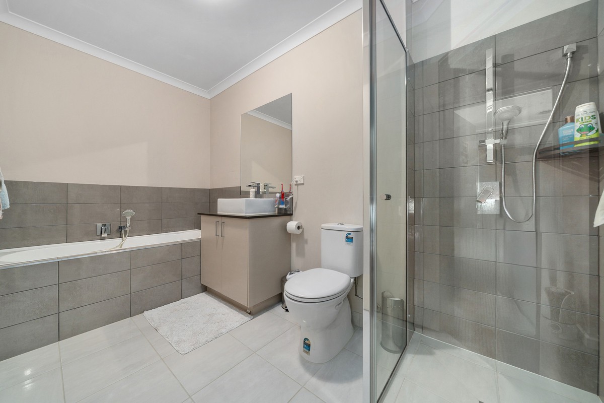 29 Bentham Street, Roxburgh Park, VIC 3064, Roxburgh Park - Thumbnail 4