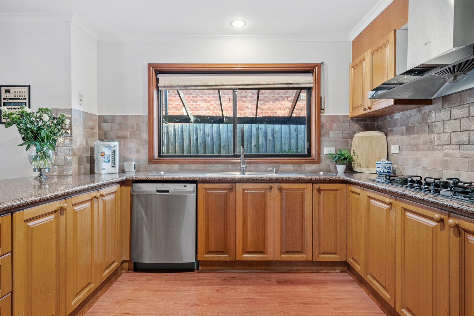 29 Bond Drive, Taylors Lakes, VIC 3038, Taylors Lakes - Thumbnail 5