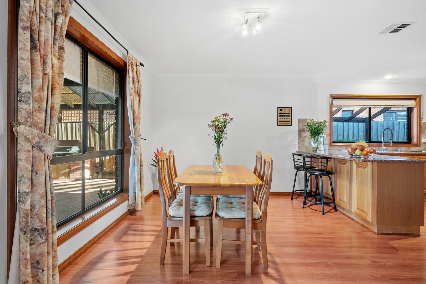 29 Bond Drive, Taylors Lakes, VIC 3038, Taylors Lakes - Thumbnail 6