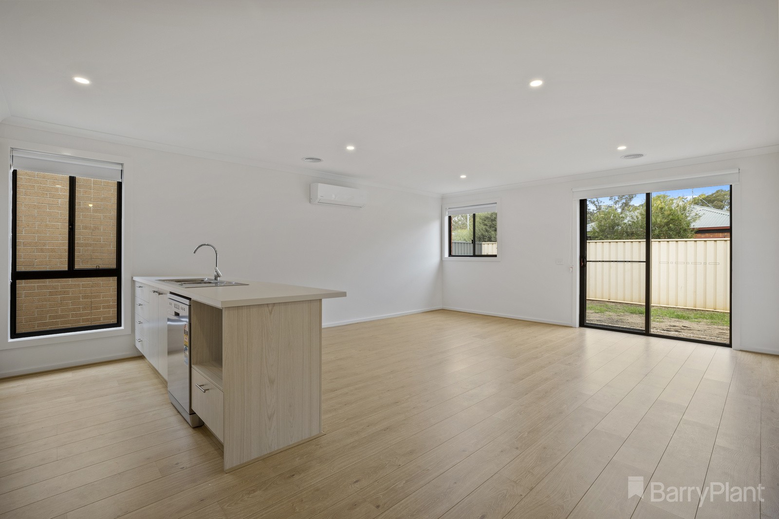 29 Bradfield Loop, Strathfieldsaye, VIC 3551, Strathfieldsaye - Thumbnail 3