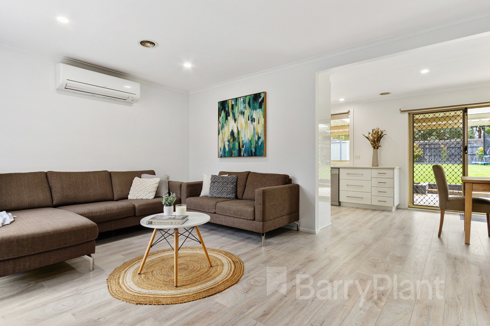 29 Bryden Drive, Ferntree Gully, VIC 3156 - Thumbnail 2 - 16/11/2021