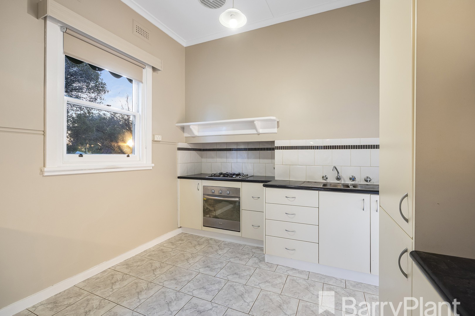 29 Burke Street, Maryborough, VIC 3465, Maryborough - Thumbnail 2